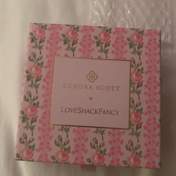 LoveShackFancy X Kendra Scott Bracelet - Picture 4 of 4